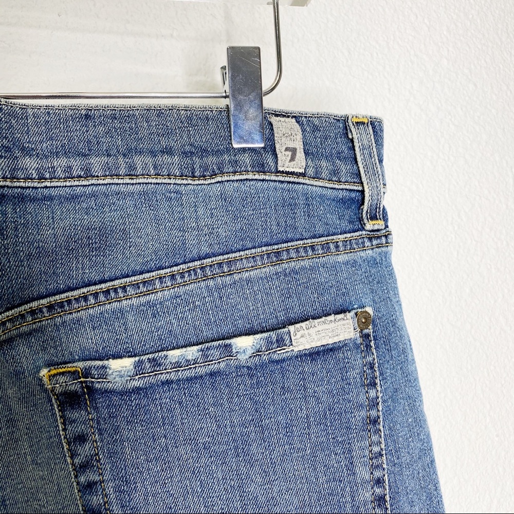 NWOT 7 For All Mankind Slimmy Distressed Jeans - Picture 5 of 5